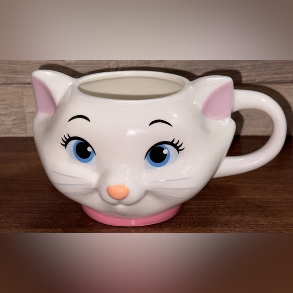 Super Cute Disney Aristocats Marie Face Ceramic 3D Sculpted Mug, 20oz - NEW - Picture 4 of 15